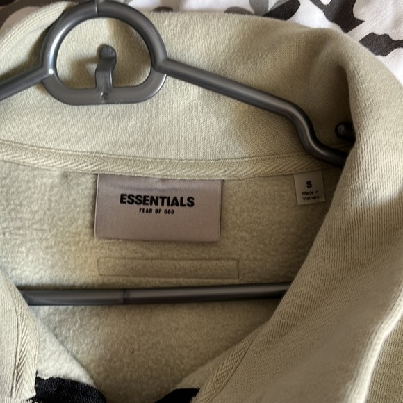 ESSENTIALS HALF ZIP - Picture 4 of 4